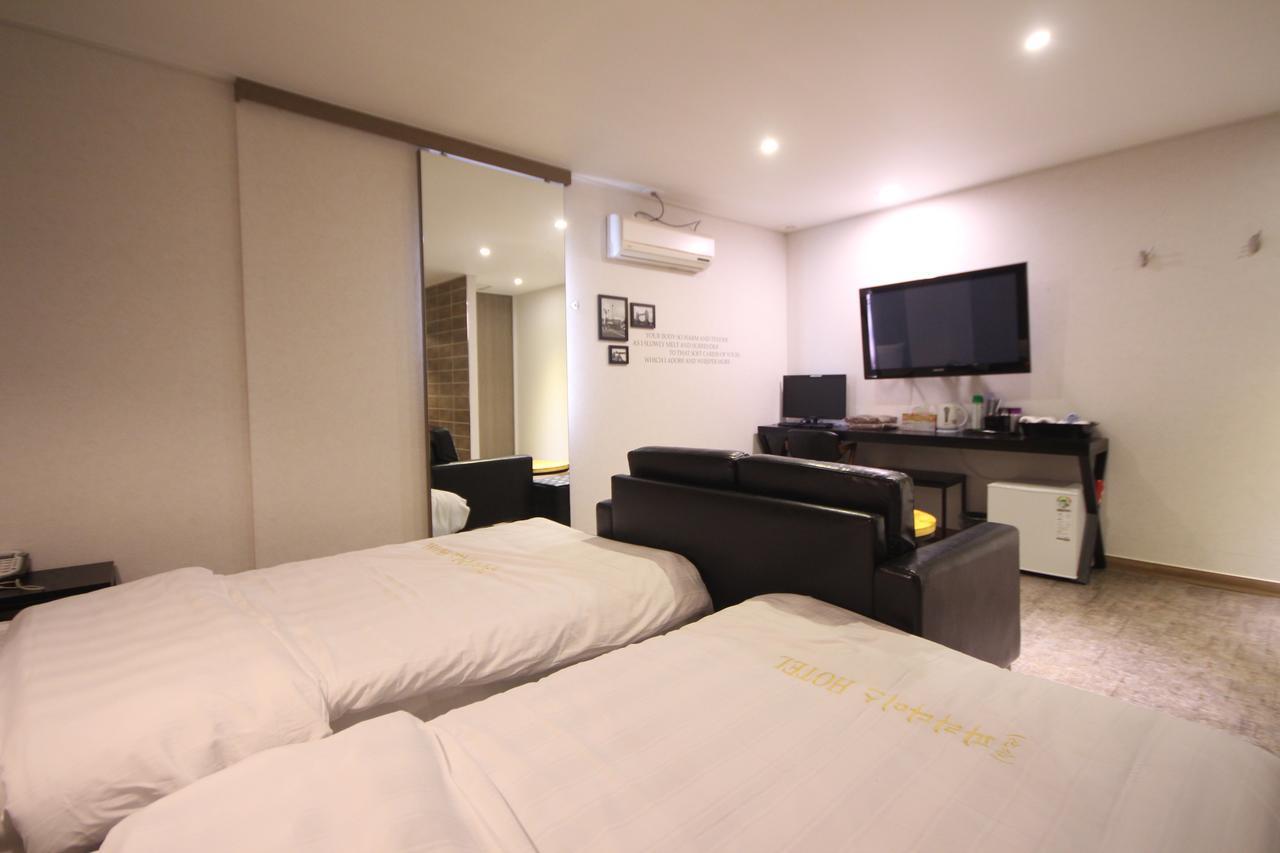 Paradise Hotel Kunsan Luaran gambar