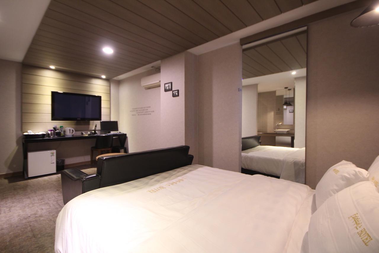 Paradise Hotel Kunsan Luaran gambar