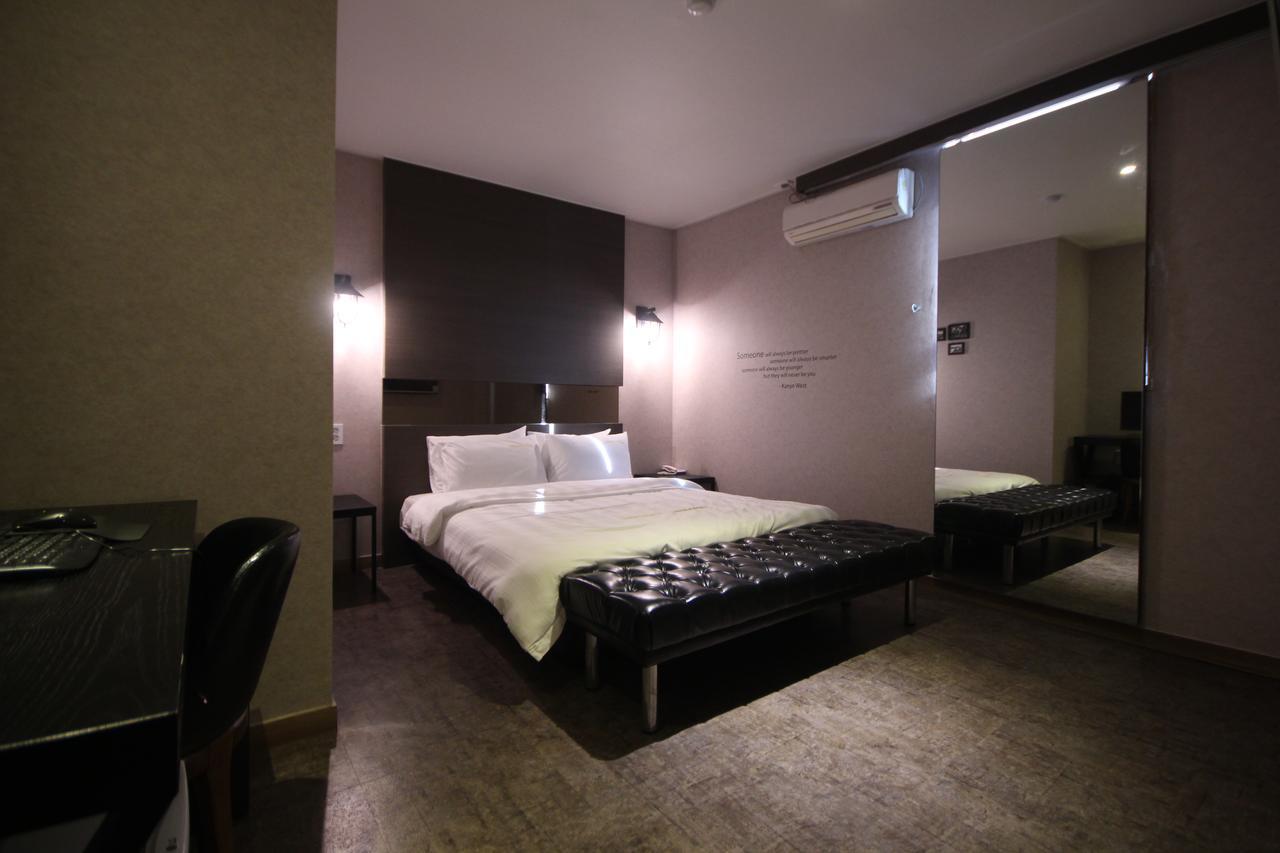 Paradise Hotel Kunsan Luaran gambar